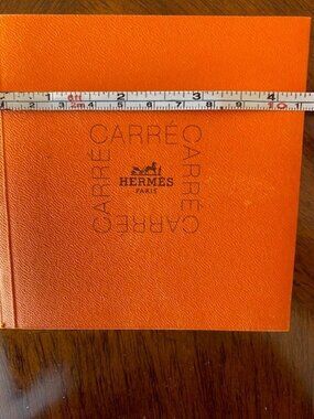 Hermes Mini Scarf-tying Book